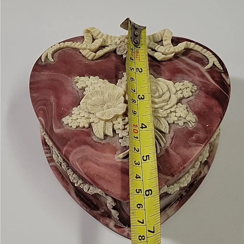 Vintage Incolay Heart Box with Carved Roses and Ribbon, Incolay Studios